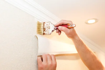 Pose de papier peint à Pleure — revêtements muraux et toiles de verre